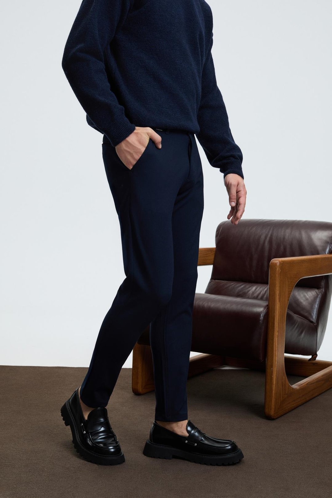 CRUDO Erkek Yanları Ve Arkası Cepli Fermuarlı Regular Fit Dokuma Lacivert Pantolon