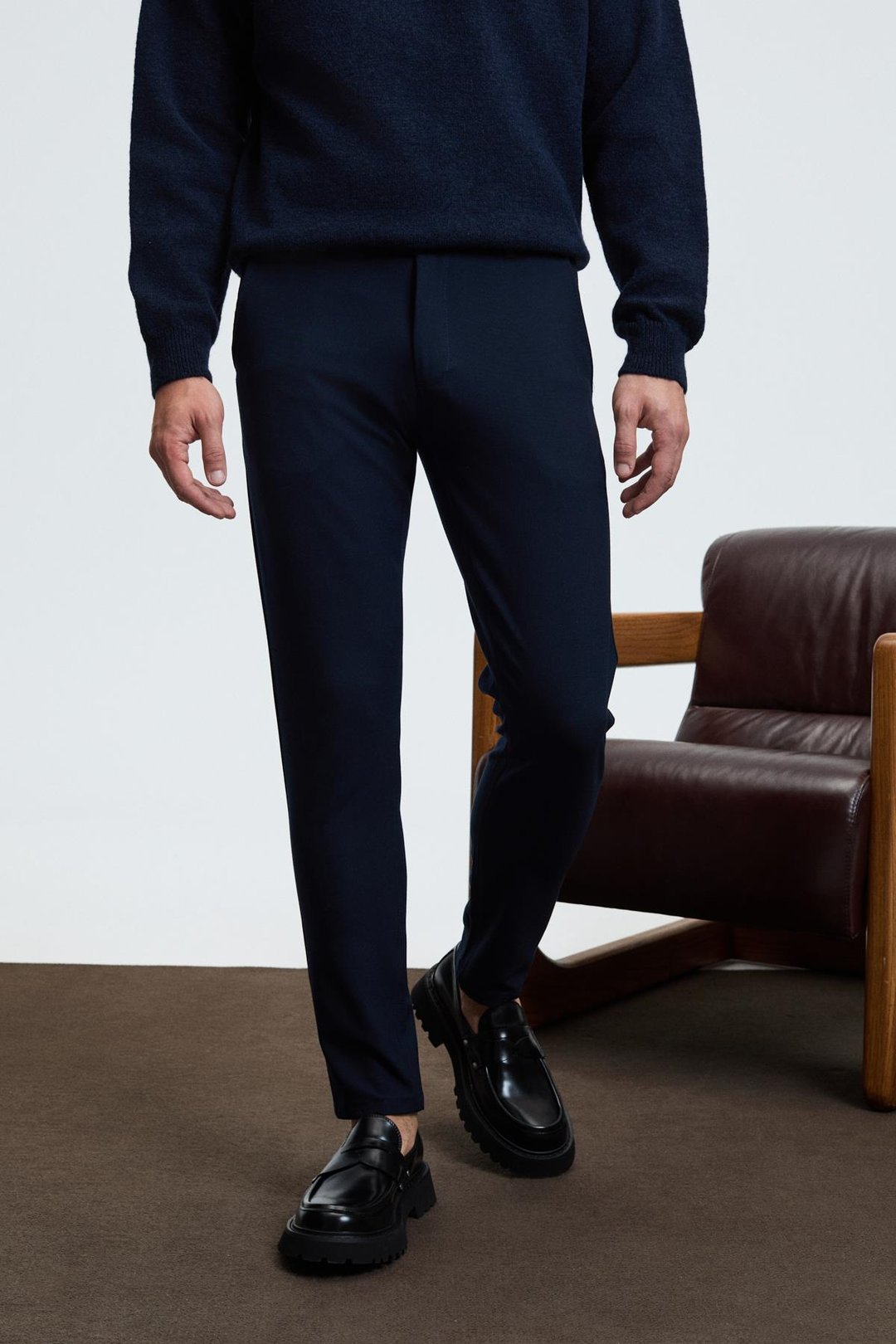 CRUDO Erkek Yanları Ve Arkası Cepli Fermuarlı Regular Fit Dokuma Lacivert Pantolon