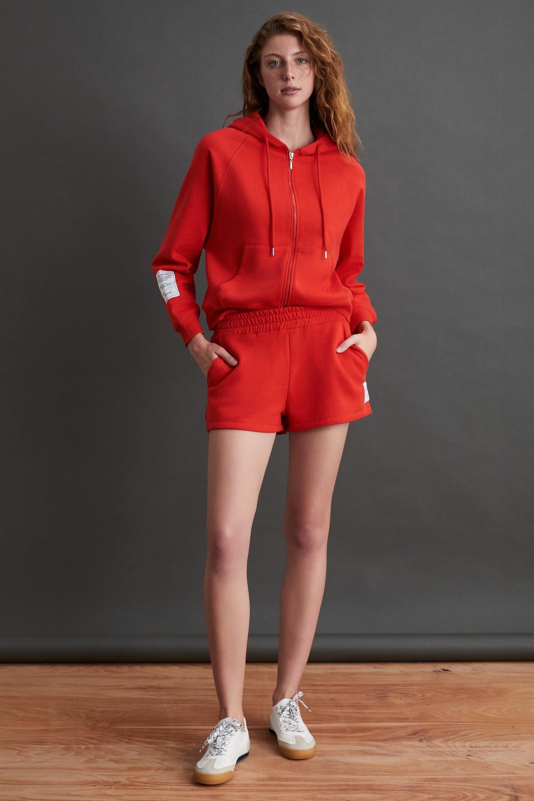 DANIXA Kadın 3 İplik İçi Şardonlu Süs Etiketi Detaylı Mini Kırmızı Şort