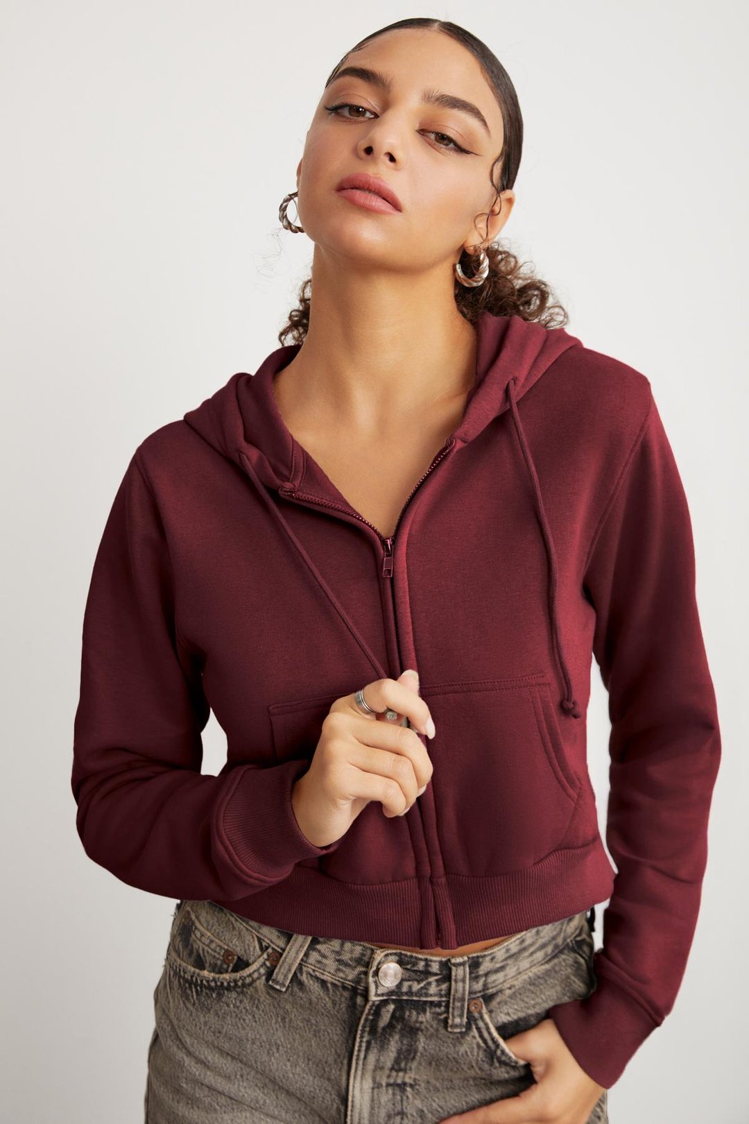 Delıa Kadın Crop İçi Polarlı Fermuarlı Organik Pamuklu Kapüsonlu Kordonlu Bordo Sweatshirt