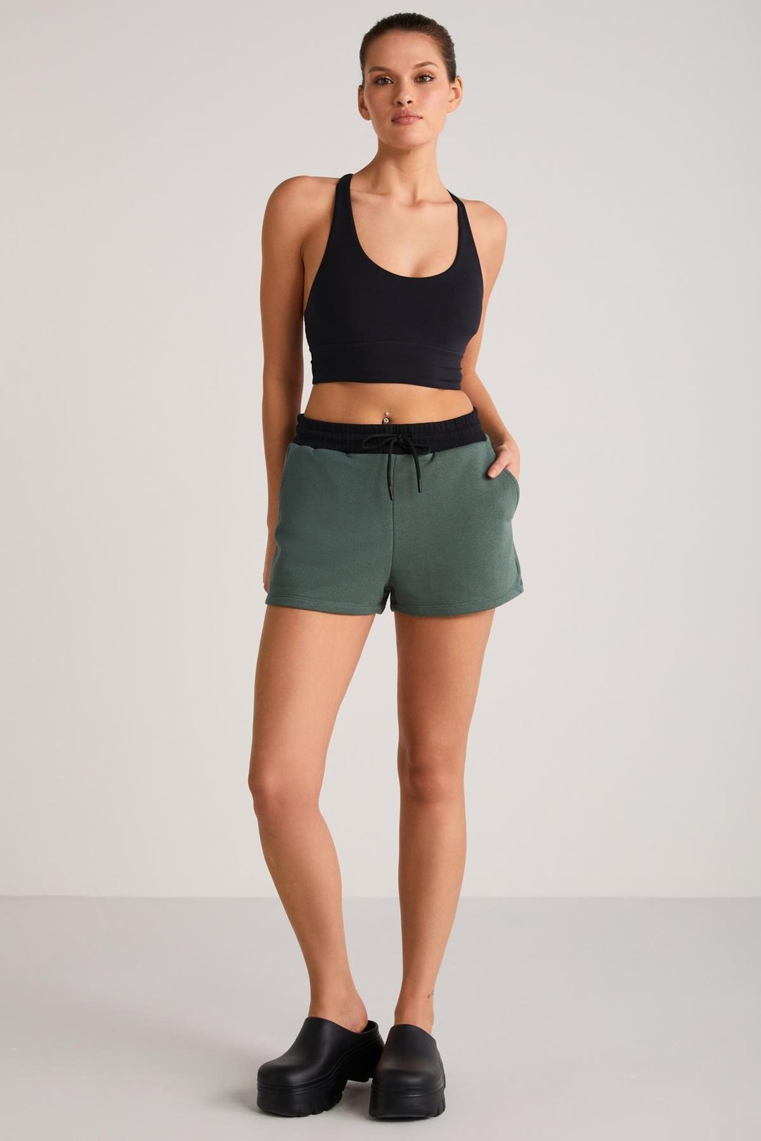 DOLERES  Relaxed Siyah - Yeşil Tekli Eşofman Altı