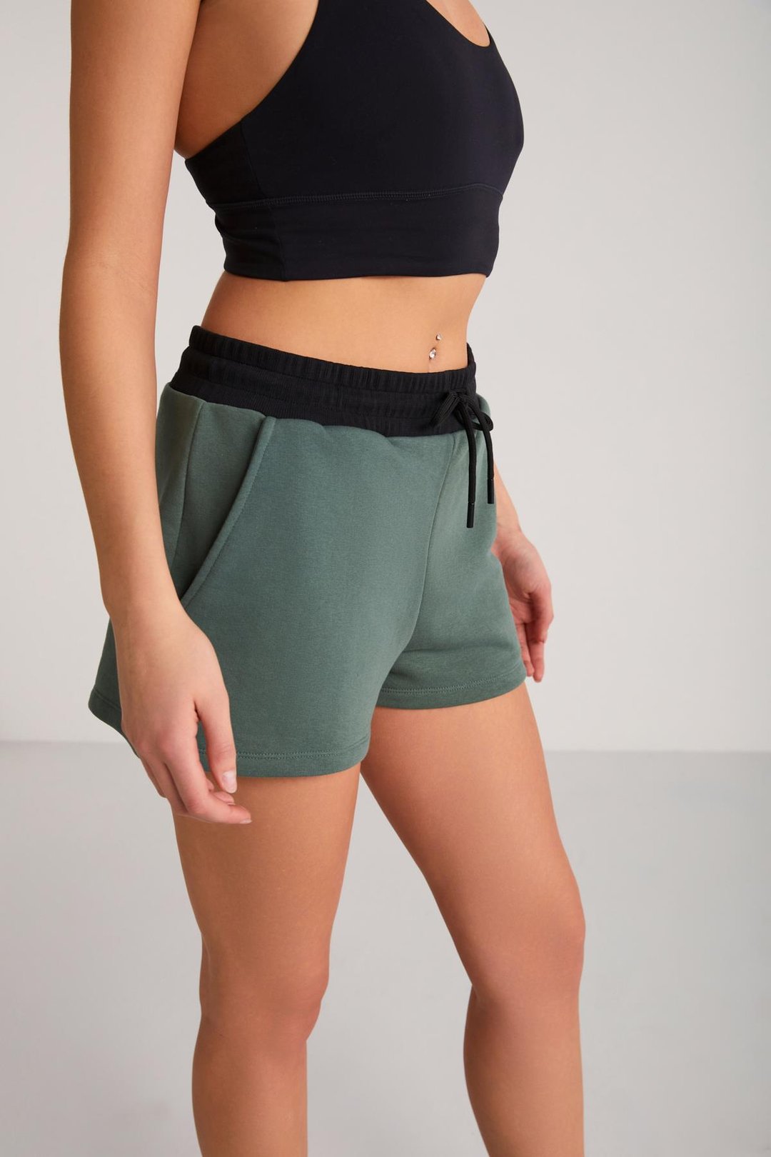 DOLERES  Relaxed Siyah - Yeşil Tekli Eşofman Altı