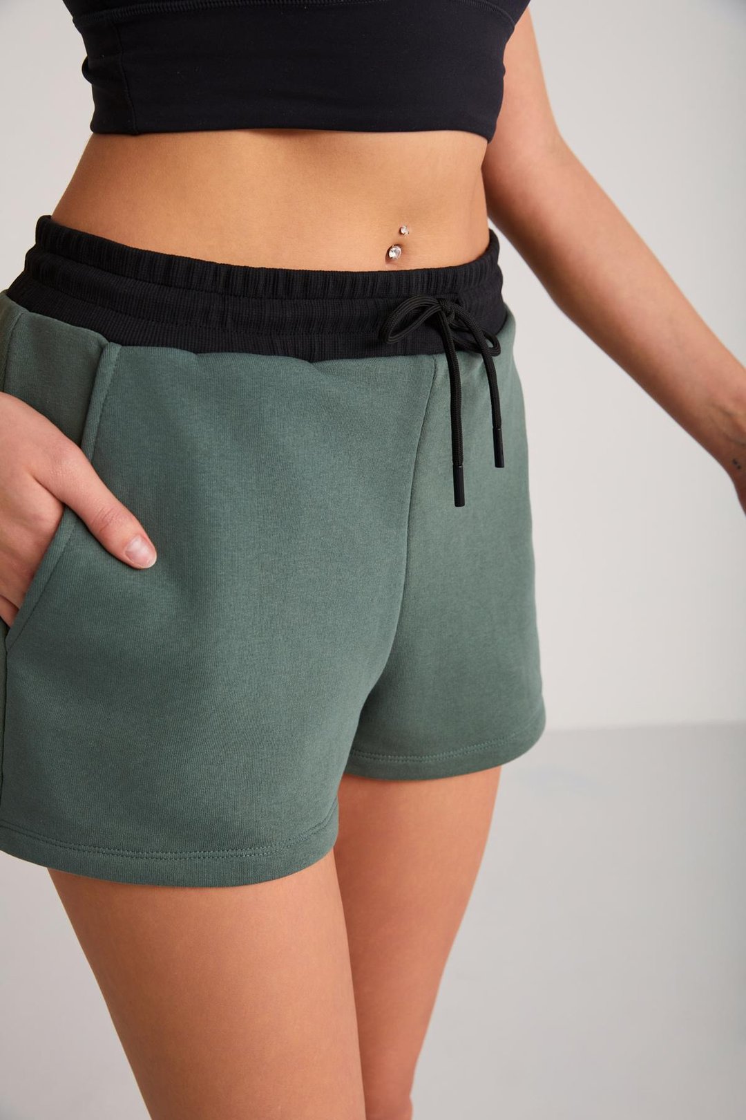 DOLERES  Relaxed Siyah - Yeşil Tekli Eşofman Altı