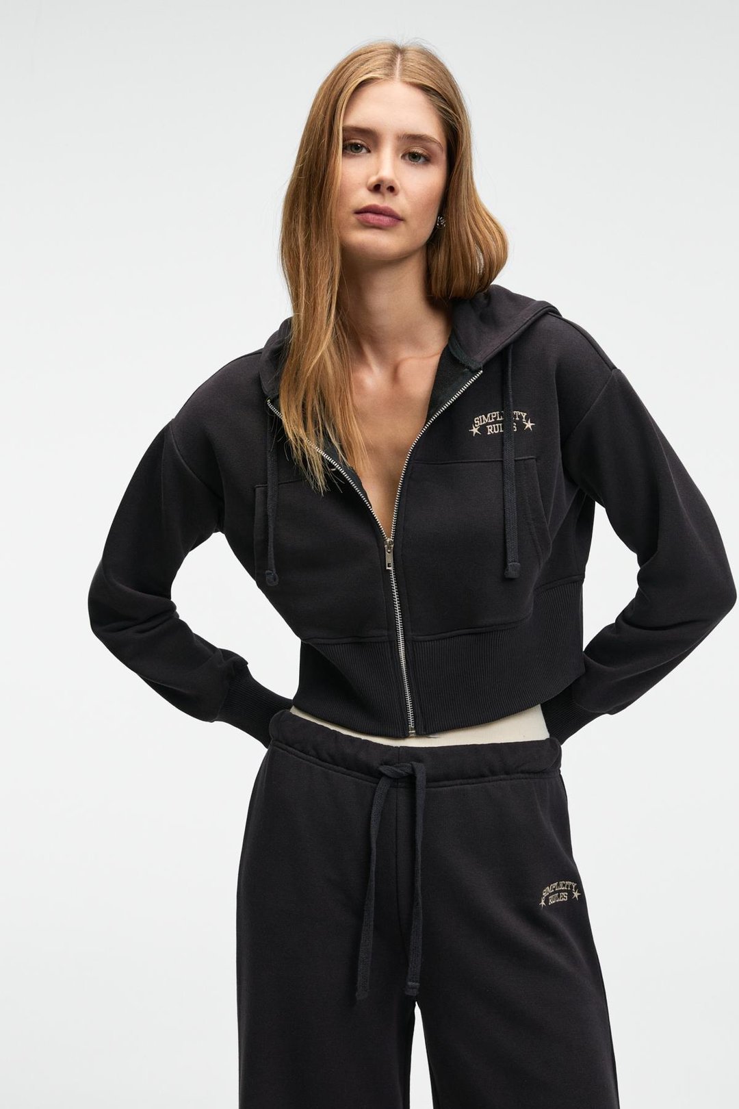 ELARA Kadın Metal Fermuarlı Nakışlı Kapüşonlu Crop Antrasit Sweatshirt