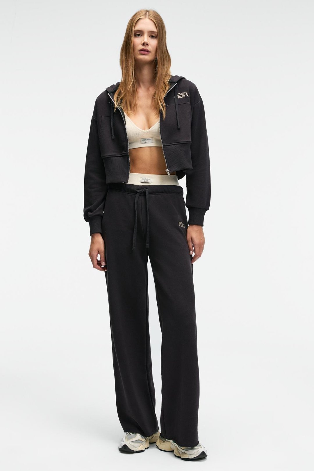 ELARA Kadın Metal Fermuarlı Nakışlı Kapüşonlu Crop Antrasit Sweatshirt