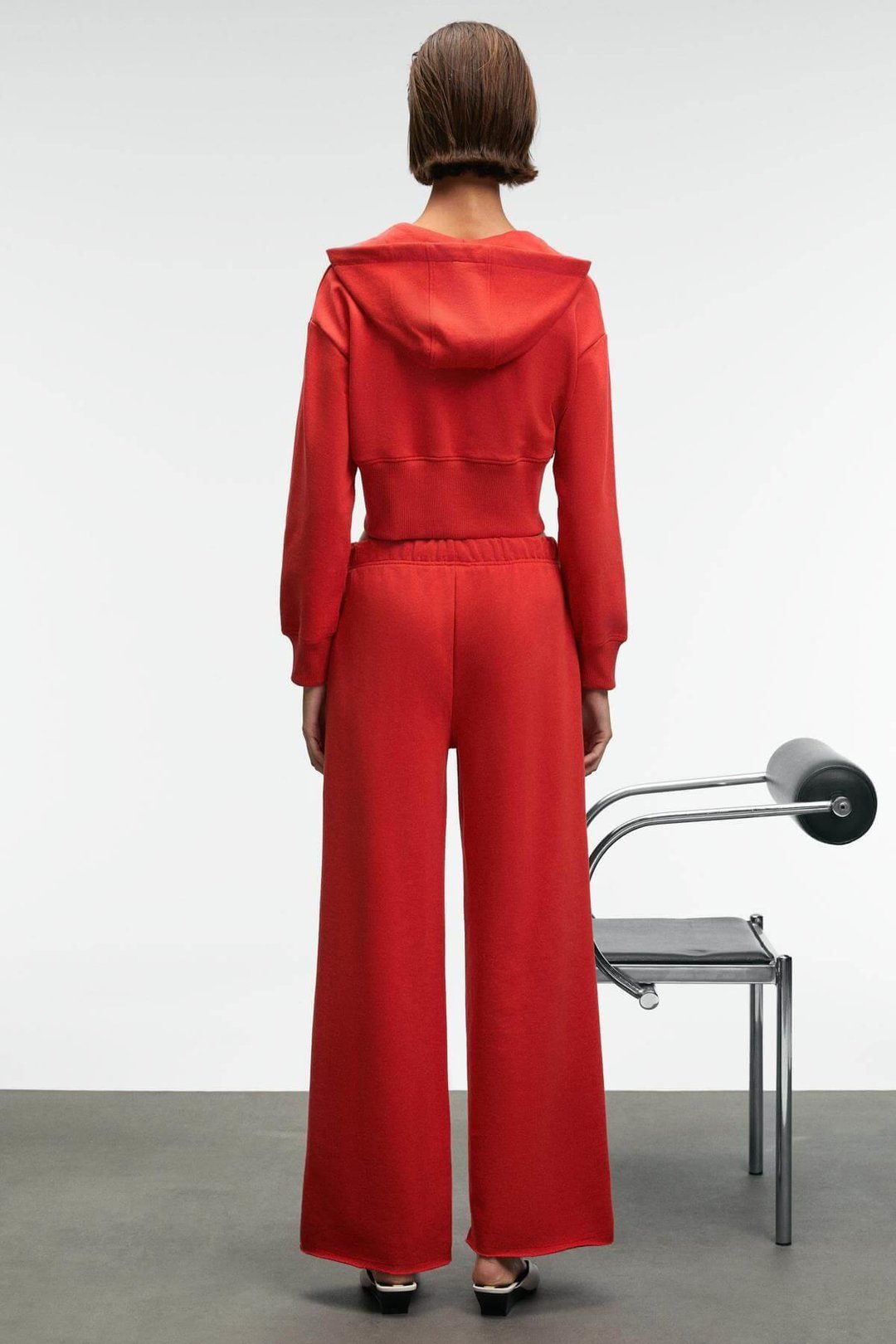 ELARA Kadın Metal Fermuarlı Nakışlı Kapüşonlu Crop Kırmızı Sweatshirt