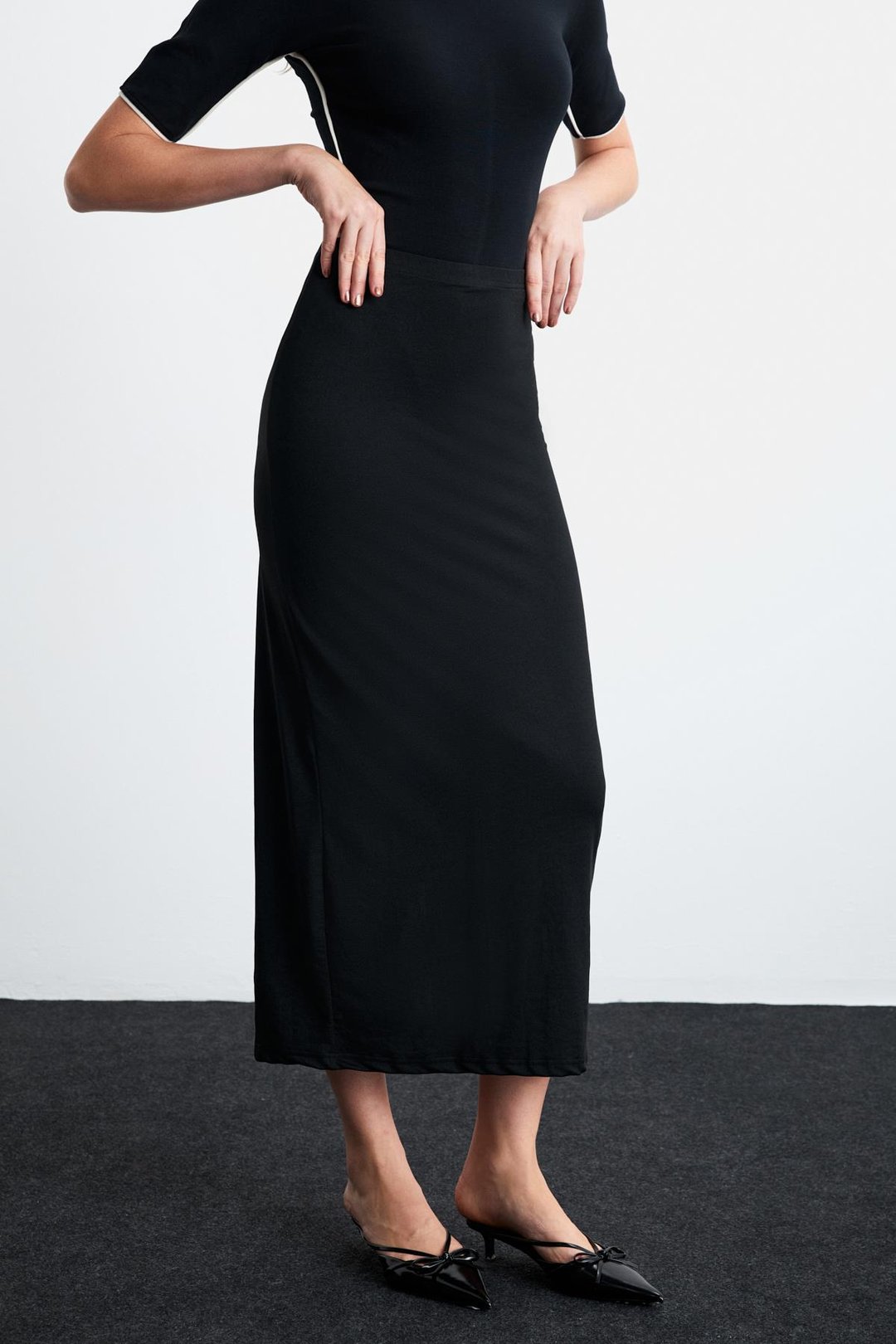 EMIL Kadın Arkadan Yırtmaçlı Maxi Boy Şık Siyah Etek