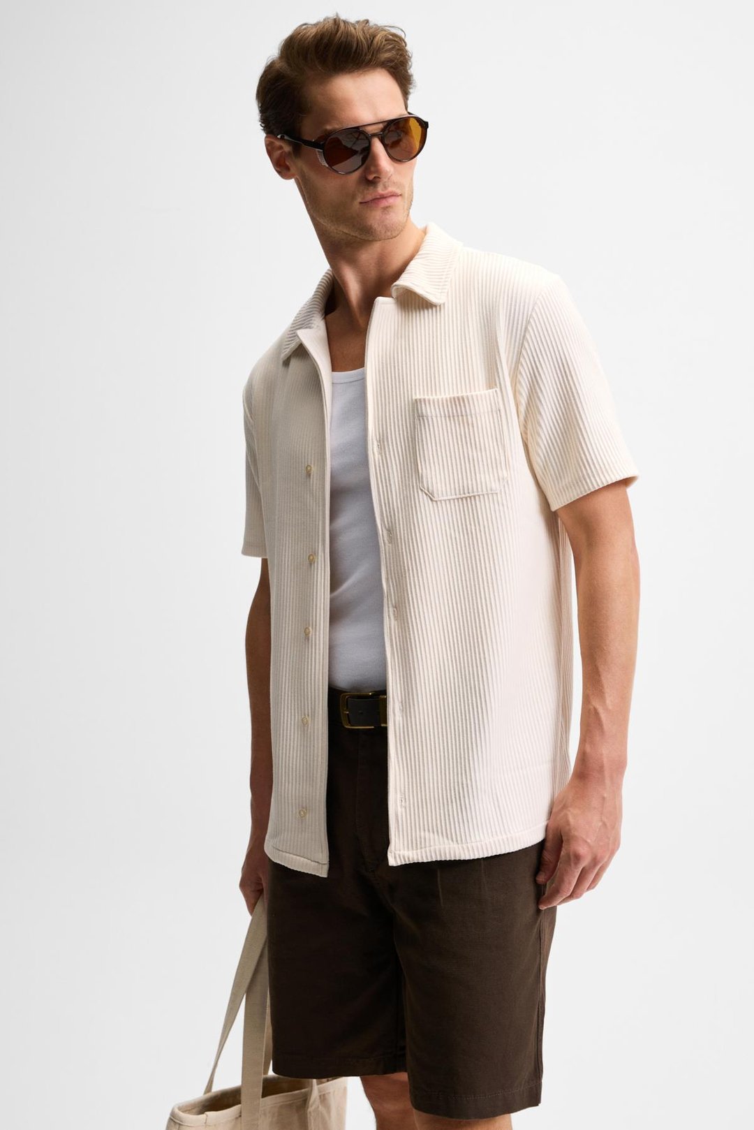 ERMANO Erkek Regular Fit Kısa Kollu Gömlek Yaka Düğmeli Krem Gömlek