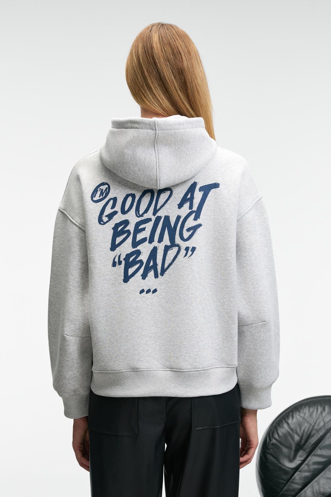 EVANTIA Kadın Baskılı Oversize Kapüşonlu Nakış Detaylı Kanguru Cep Grimelanj Sweatshirt