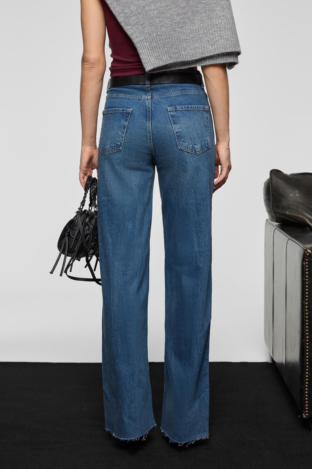 FABLE Kadın Straıght Fit Paçası Dikişsiz Bitişli Denim Koyu Mavi Jeans