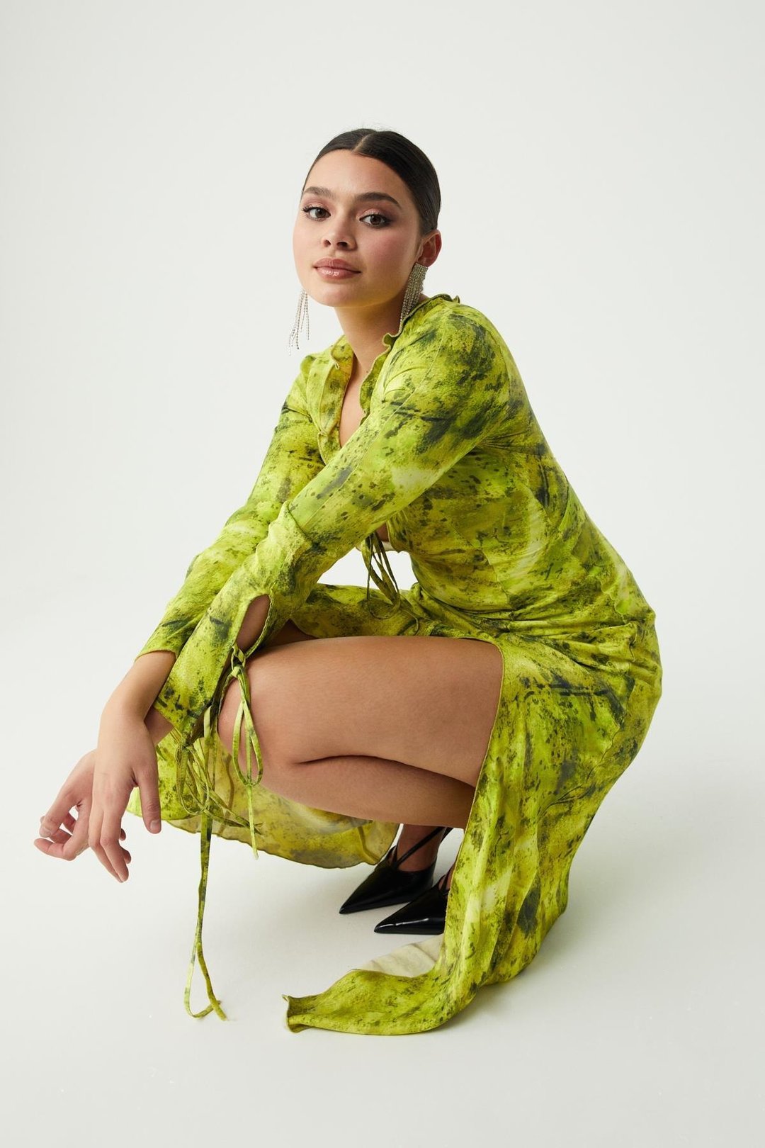 FRANCY Kadın Desenli Önden Bağlamalı Uzun Kollu Derin V Yaka Desenli Elbise