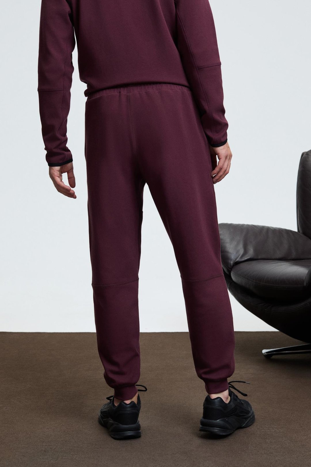 GELIDO Erkek Beli Lastikli Manşetli Paça Kordonlu Karyoka Dikişli Baskılı Bordo Eşofman Altı