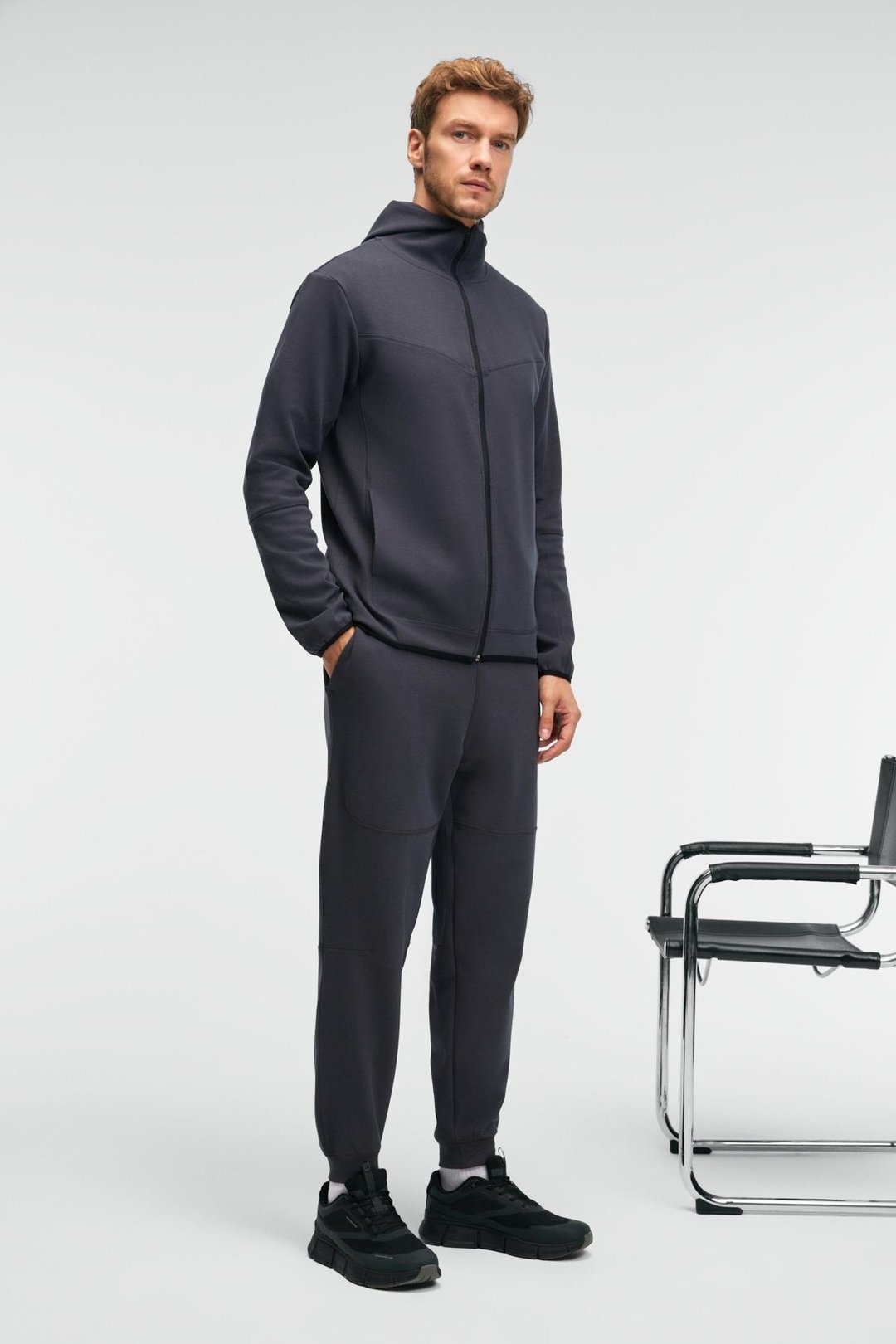 GELIDO Erkek Beli Lastikli Manşetli Paça Kordonlu Karyoka Dikişli Baskılı Antrasit Eşofman Altı