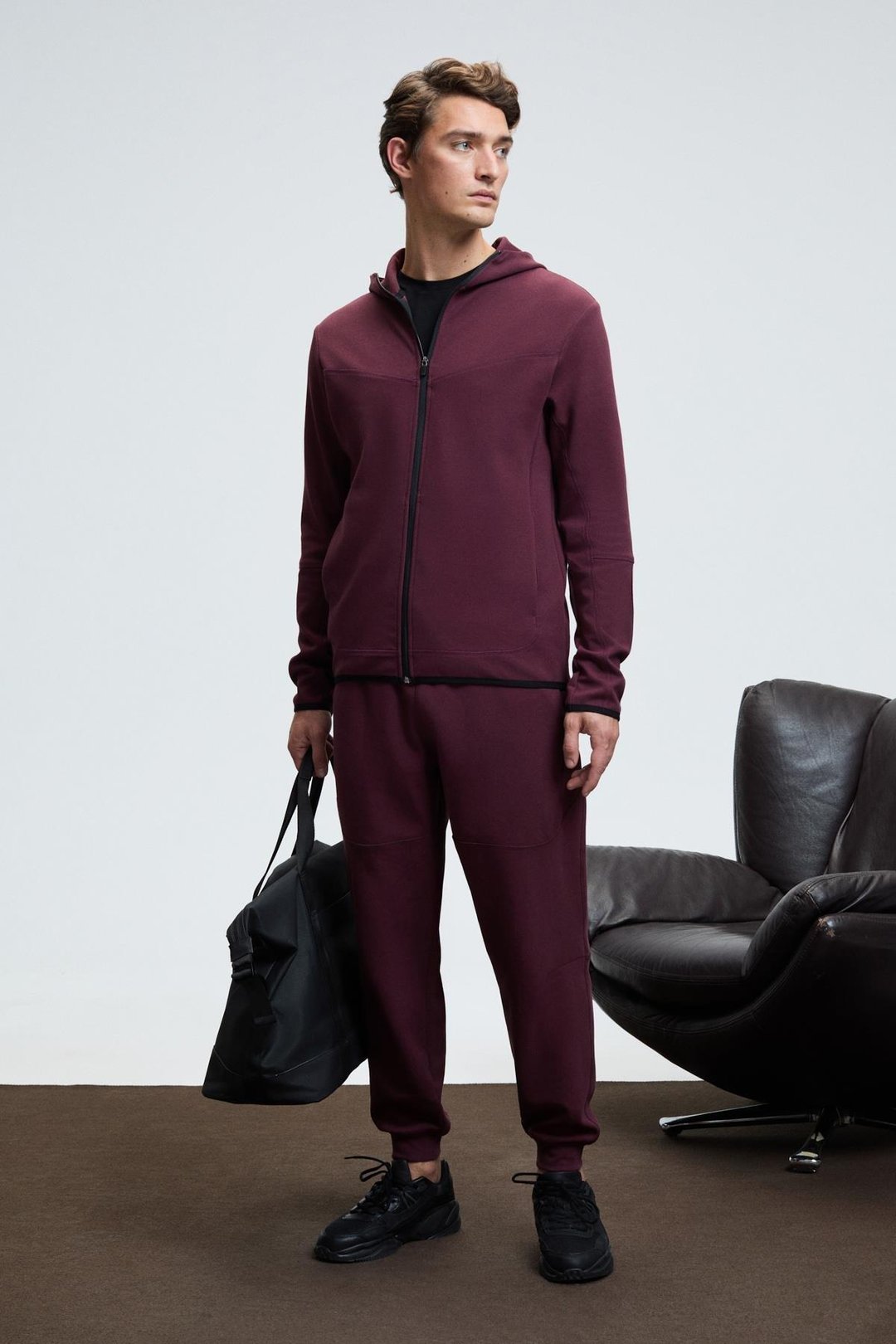 GELIDO Erkek Beli Lastikli Manşetli Paça Kordonlu Karyoka Dikişli Baskılı Bordo Eşofman Altı