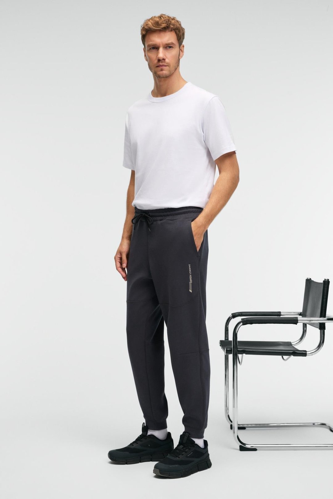 GELIDO Erkek Beli Lastikli Manşetli Paça Kordonlu Karyoka Dikişli Baskılı Antrasit Eşofman Altı