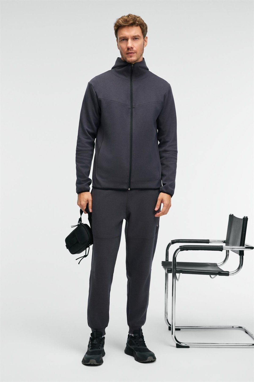 GELIDO Erkek Beli Lastikli Manşetli Paça Kordonlu Karyoka Dikişli Baskılı Antrasit Eşofman Altı