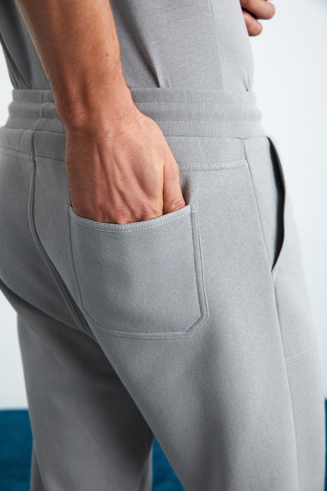 GORAN Erkek Organik Pamuklu İçi Polarlı Cepleri Üstten Paçası Lastikli Koyu Gri Eşofman Altı