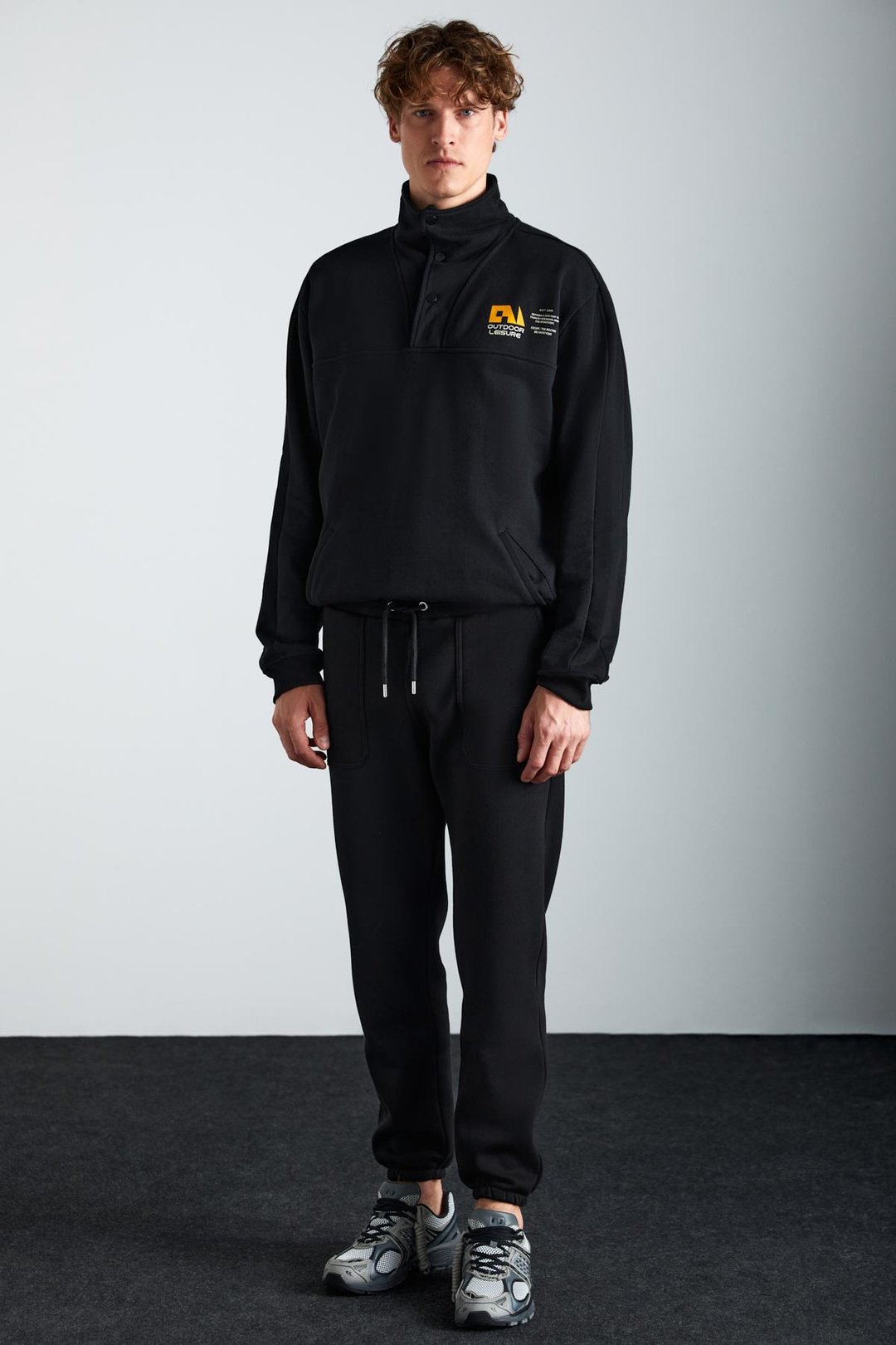 GORAN Erkek Organik Pamuklu İçi Polarlı Cepleri Üstten Paçası Lastikli Siyah Eşofman Altı