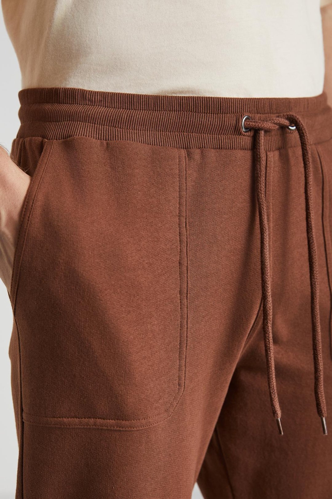 GORAN Erkek Organik Pamuklu İçi Polarlı Cepleri Üstten Paçası Lastikli Kahverengi Eşofman Altı