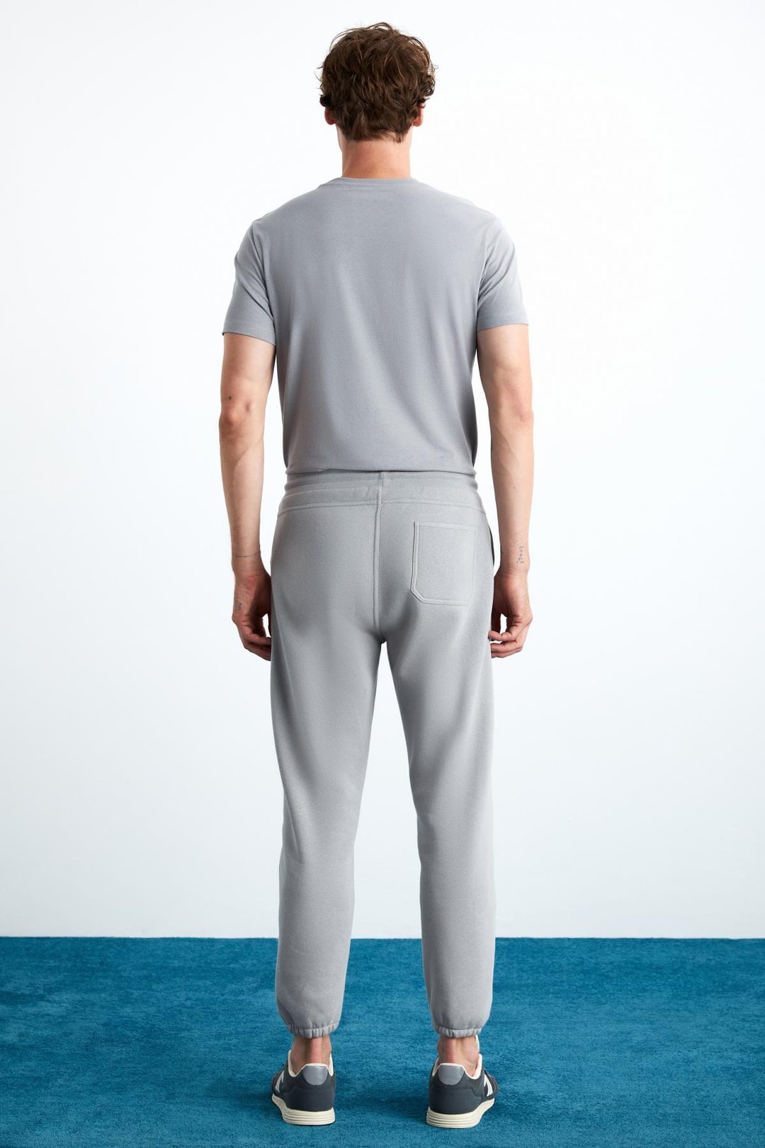 GORAN Erkek Organik Pamuklu İçi Polarlı Cepleri Üstten Paçası Lastikli Koyu Gri Eşofman Altı