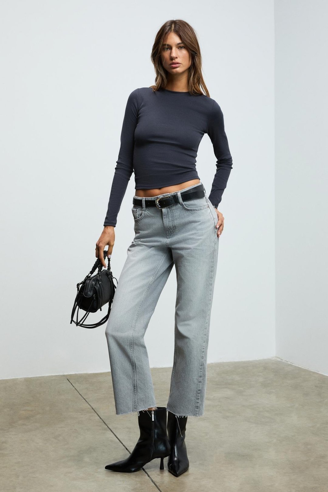 GRIGROS Kadın Esnek Kumaşlı Vücuda Oturan Slim Fit Uzun Kollu Antrasit T-Shirt