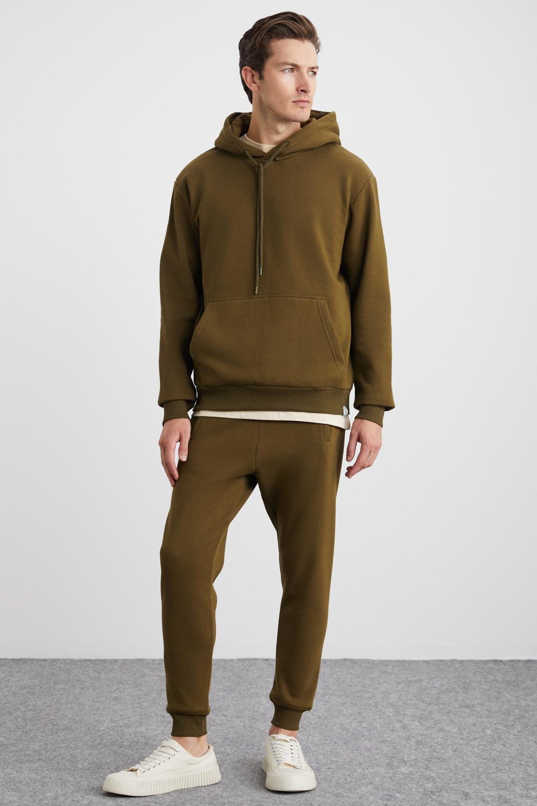 HAKONE Erkek Organik Pamuklu İçi Polarlı Paçası Ribanalı Cepli Jogger Haki Eşofman Altı