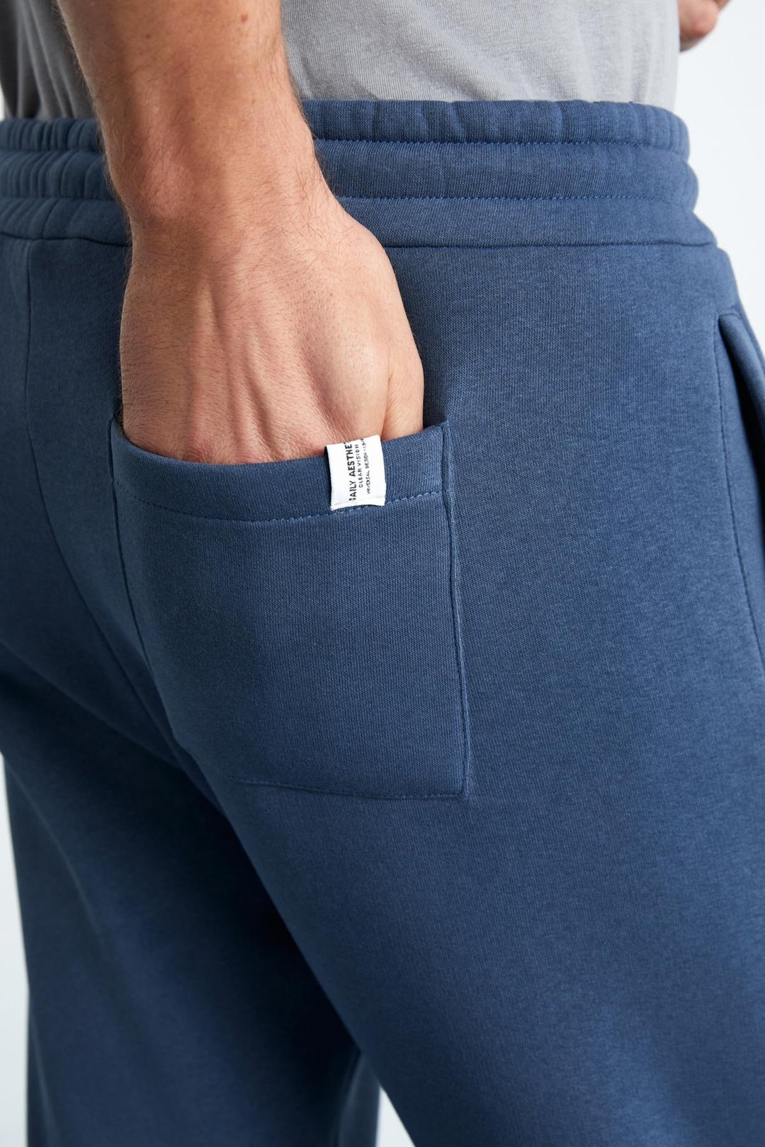 HAKONE Erkek Organik Pamuklu İçi Polarlı Paçası Ribanalı Cepli Jogger İndigo Eşofman Altı