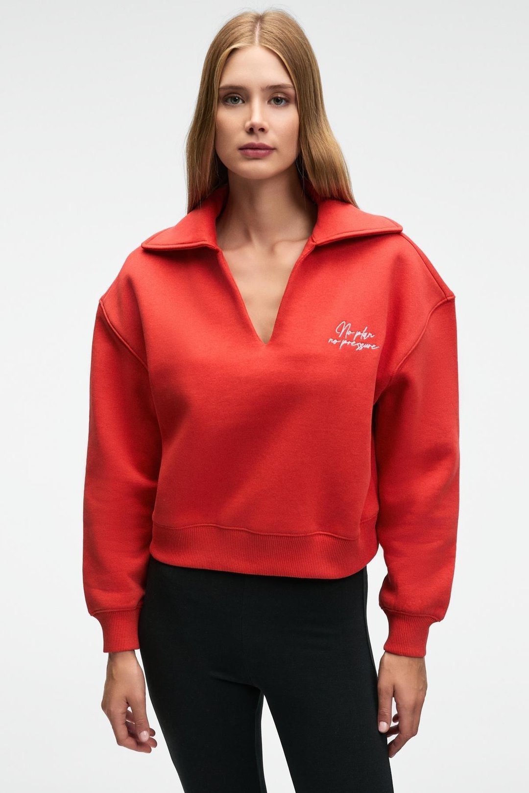 HANEL Kadın V Gömlek Yaka Nakış Detaylı Regular Fit Kırmızı Sweatshirt