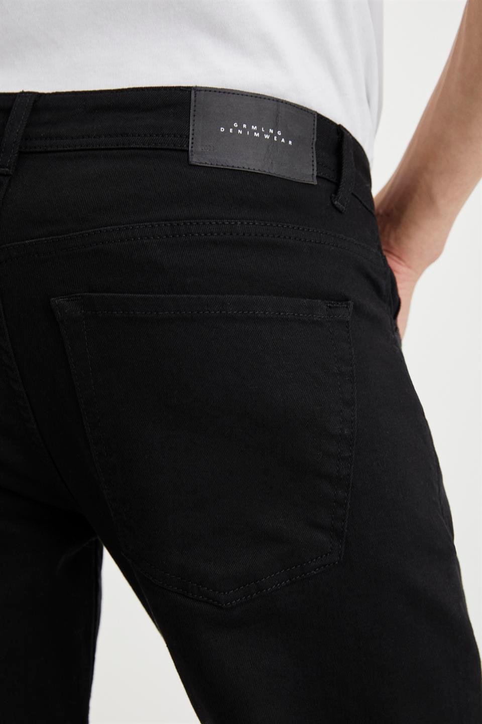 HERMAN  Slim Fit Siyah Tekli Jeans