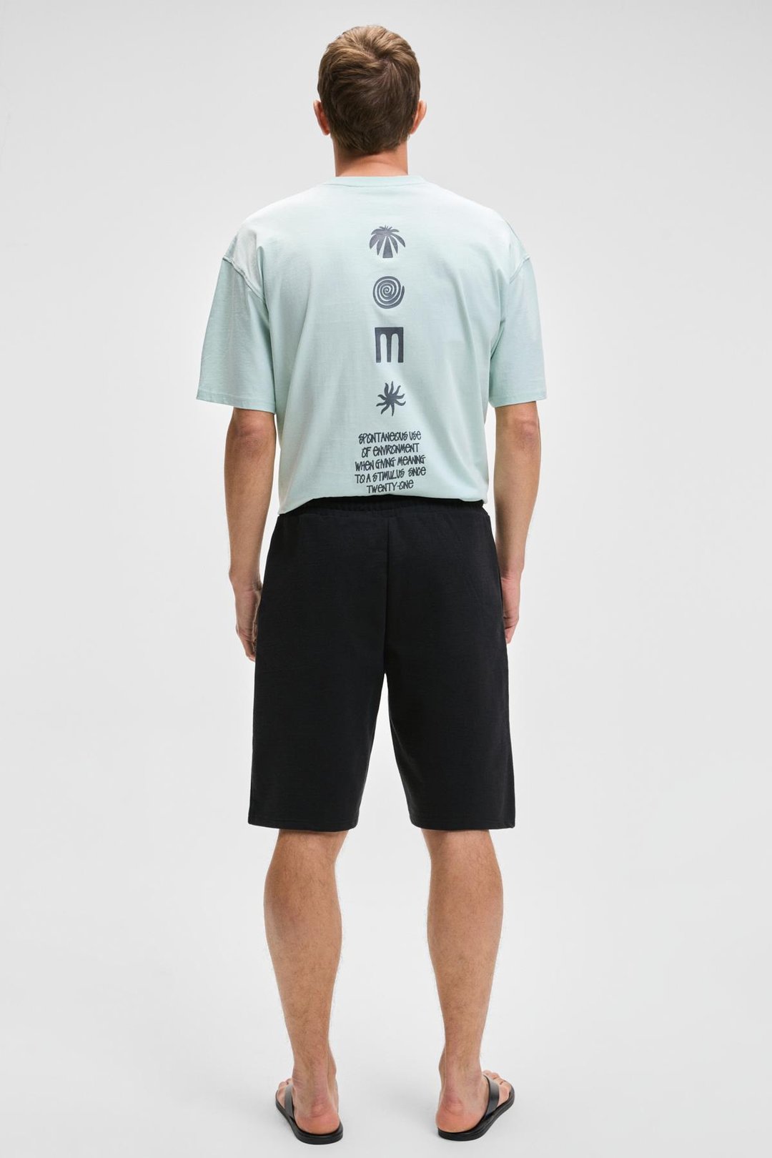 HUJSEN Erkek Beli Lastikli Cepli Relaxed Fit Siyah Şort