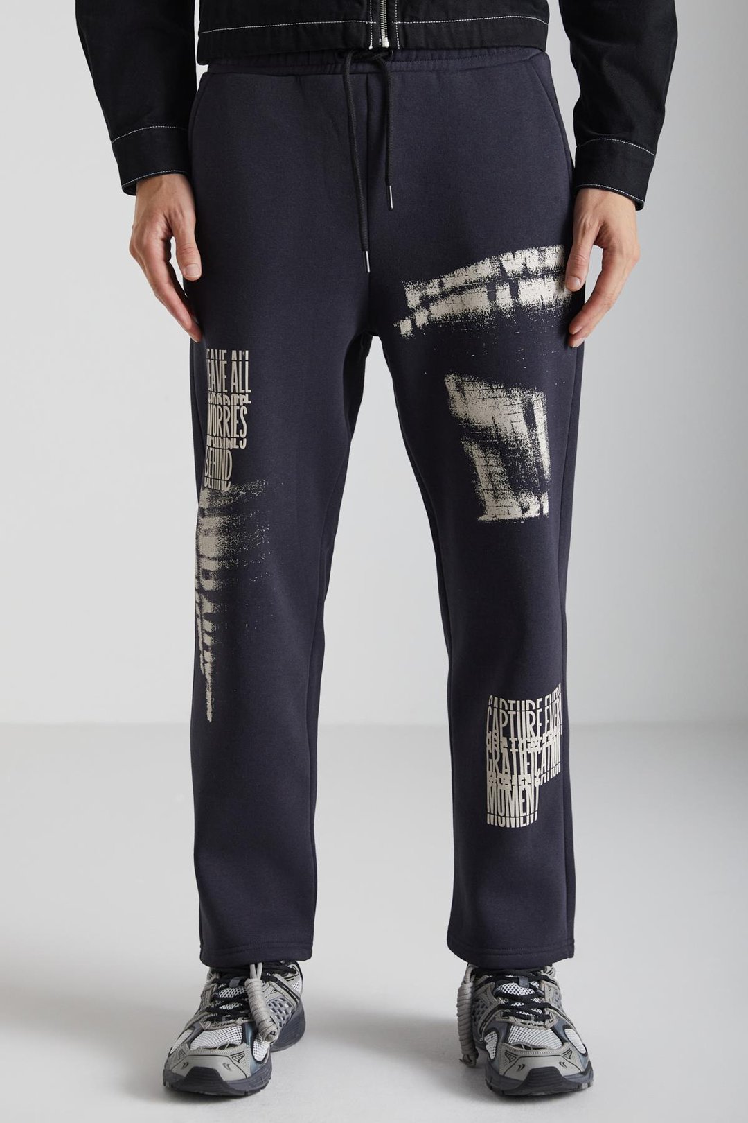 IAKOB Erkek Organik Pamuklu İçi polarlı Sprey Baskılı Streetwear Jogger Antrasit Eşofman Altı