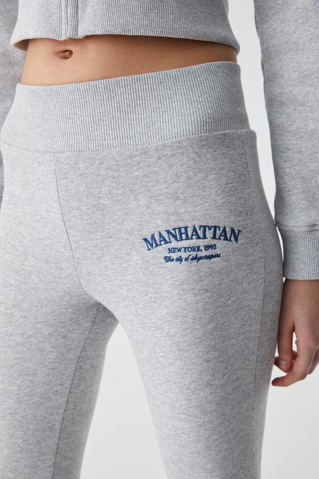 IRESSEN Kadın Nakış Desenli Regular Fit Grimelanj Eşofman Altı