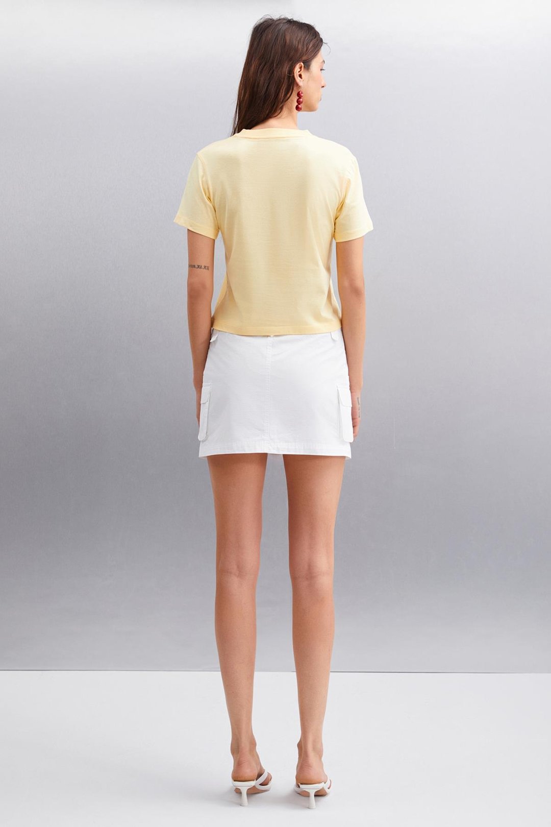 IVONNE Basic Crop Sarı Tekli T-Shirt