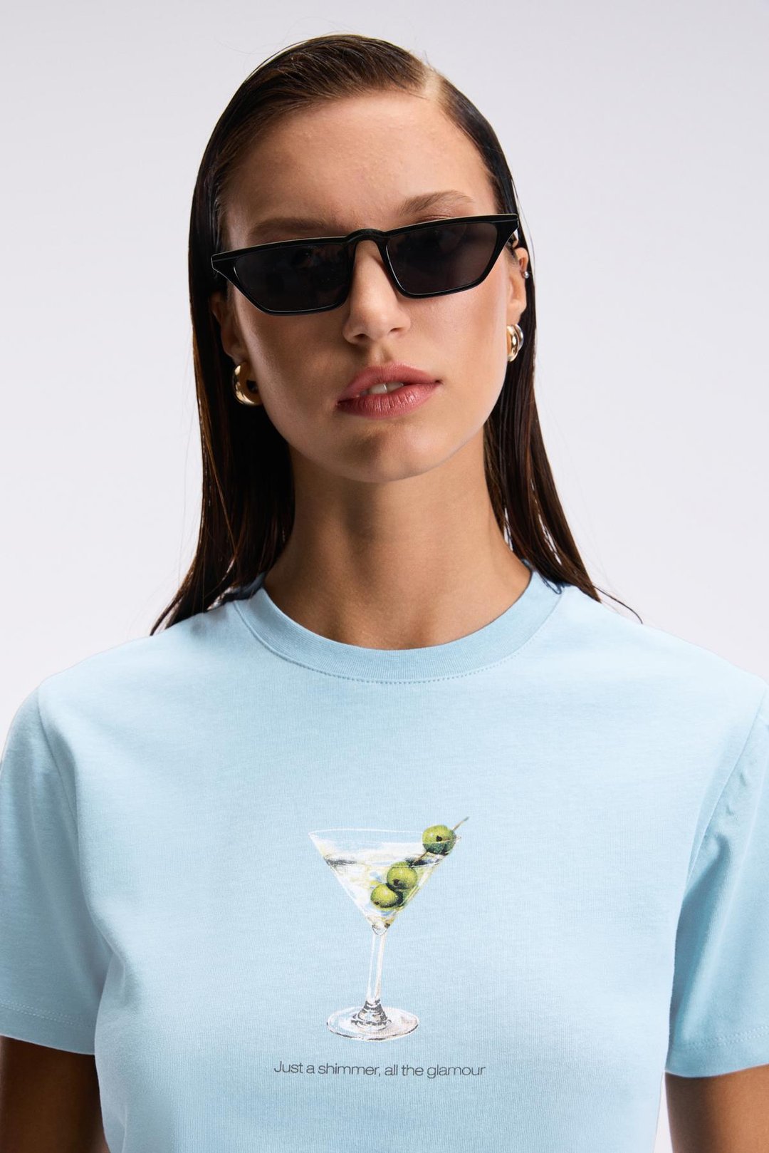 IVONNE Kadın Cocktail Baskı Desenli Kısa Kollu Organik Pamuklu Bisiklet Yaka Crop Mavi T-Shirt