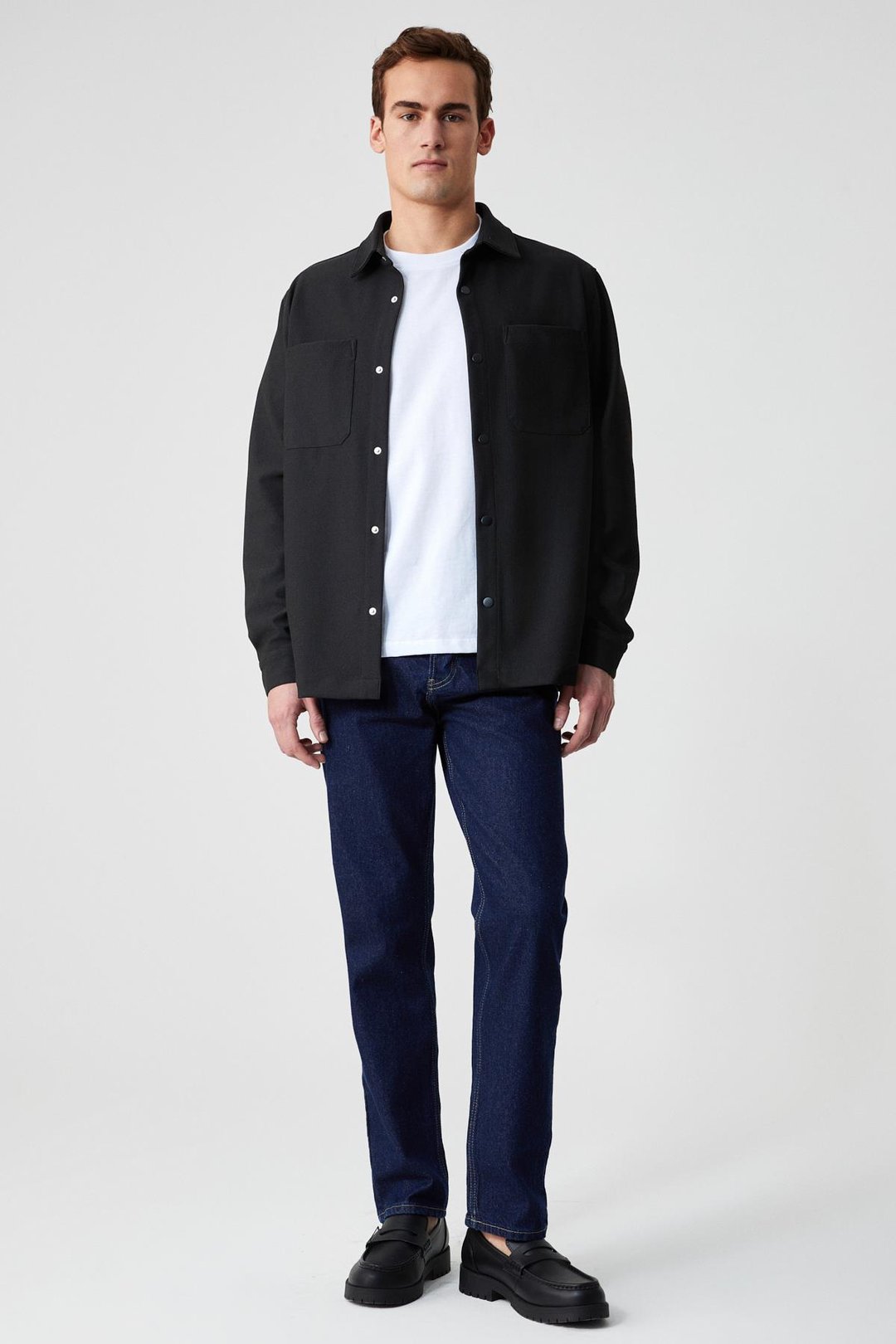 JAKARI Erkek Regular Fit Standart Kesim Klasik Yaka Desenli Çıtçıtlı Siyah Gömlek