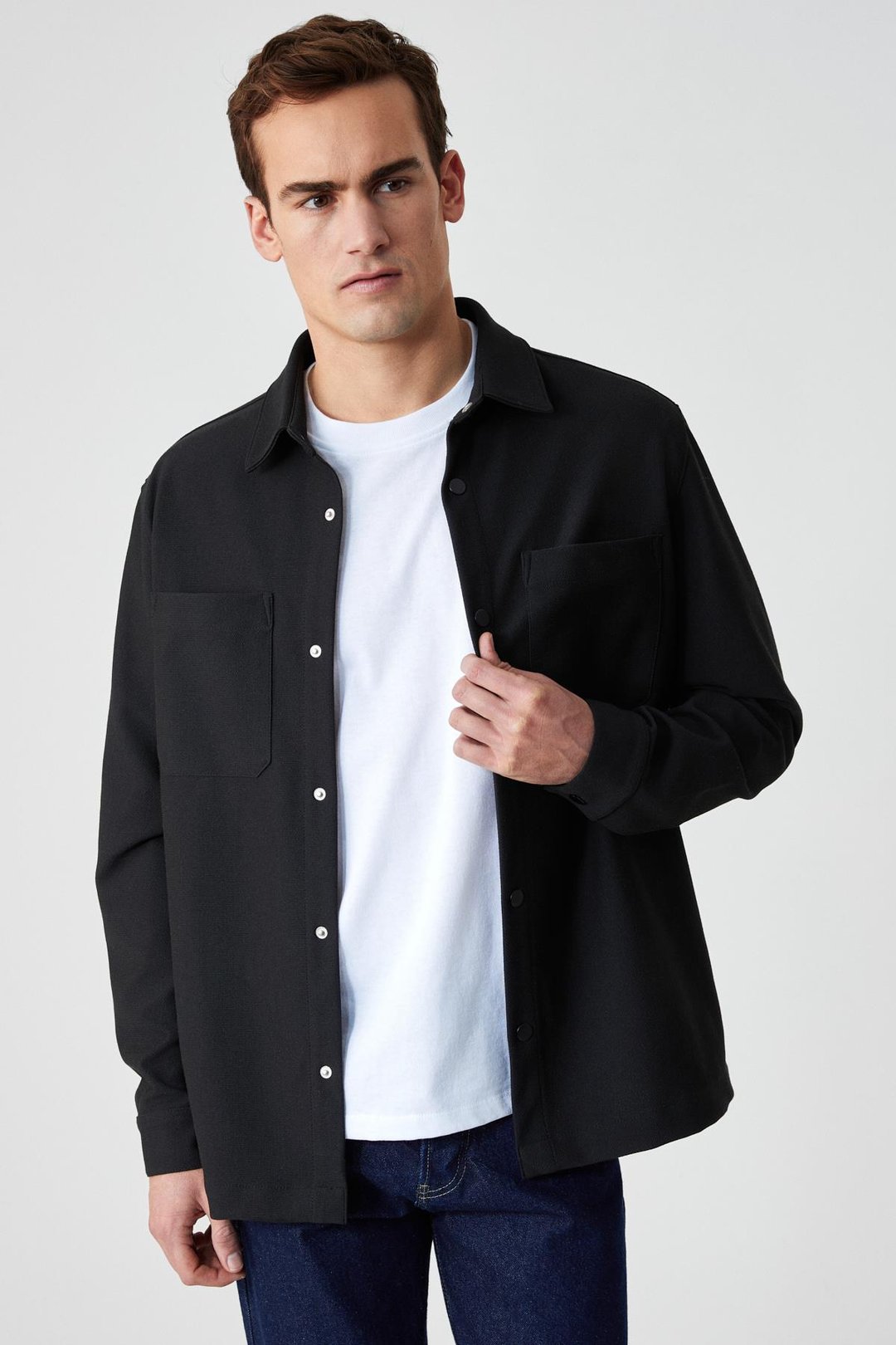 JAKARI Erkek Regular Fit Standart Kesim Klasik Yaka Desenli Çıtçıtlı Siyah Gömlek