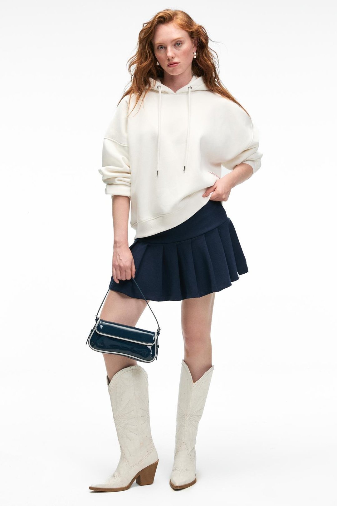 JASSES Kadın Oversize Nakışlı Kapüşonlu Beyaz Sweatshirt