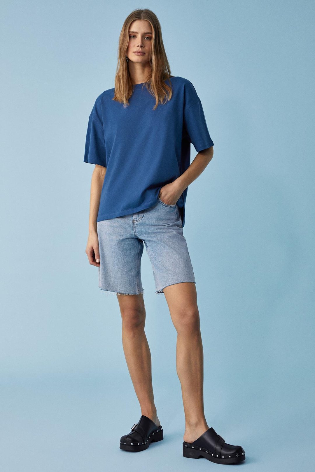 Jemmy Kadın %100 Organik Pamuk Relaxed Fit Yırtmaçlı Yuvarlak Yakalı İndigo T-Shirt