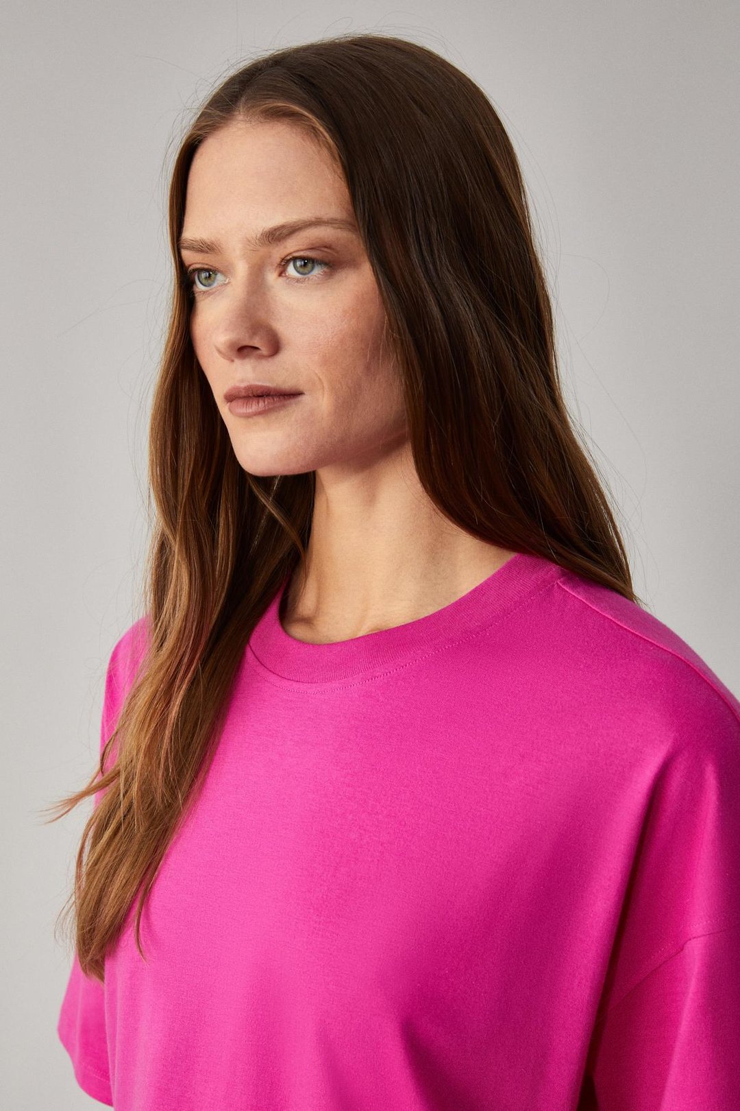 Jemmy Kadın %100 Organik Pamuk Relaxed Fit Yırtmaçlı Yuvarlak Yakalı Pembe T-Shirt