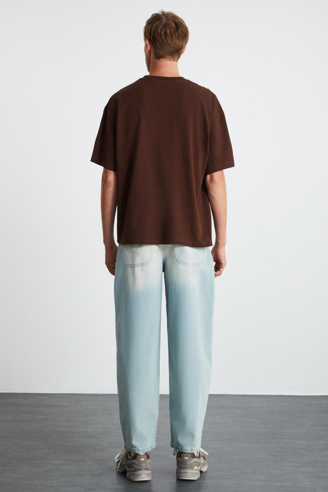 JETT Erkek %100 Organik Pamuklu Kalın Dokulu Oversize Fit Bisiklet Yaka Acı Kahve T-Shirt