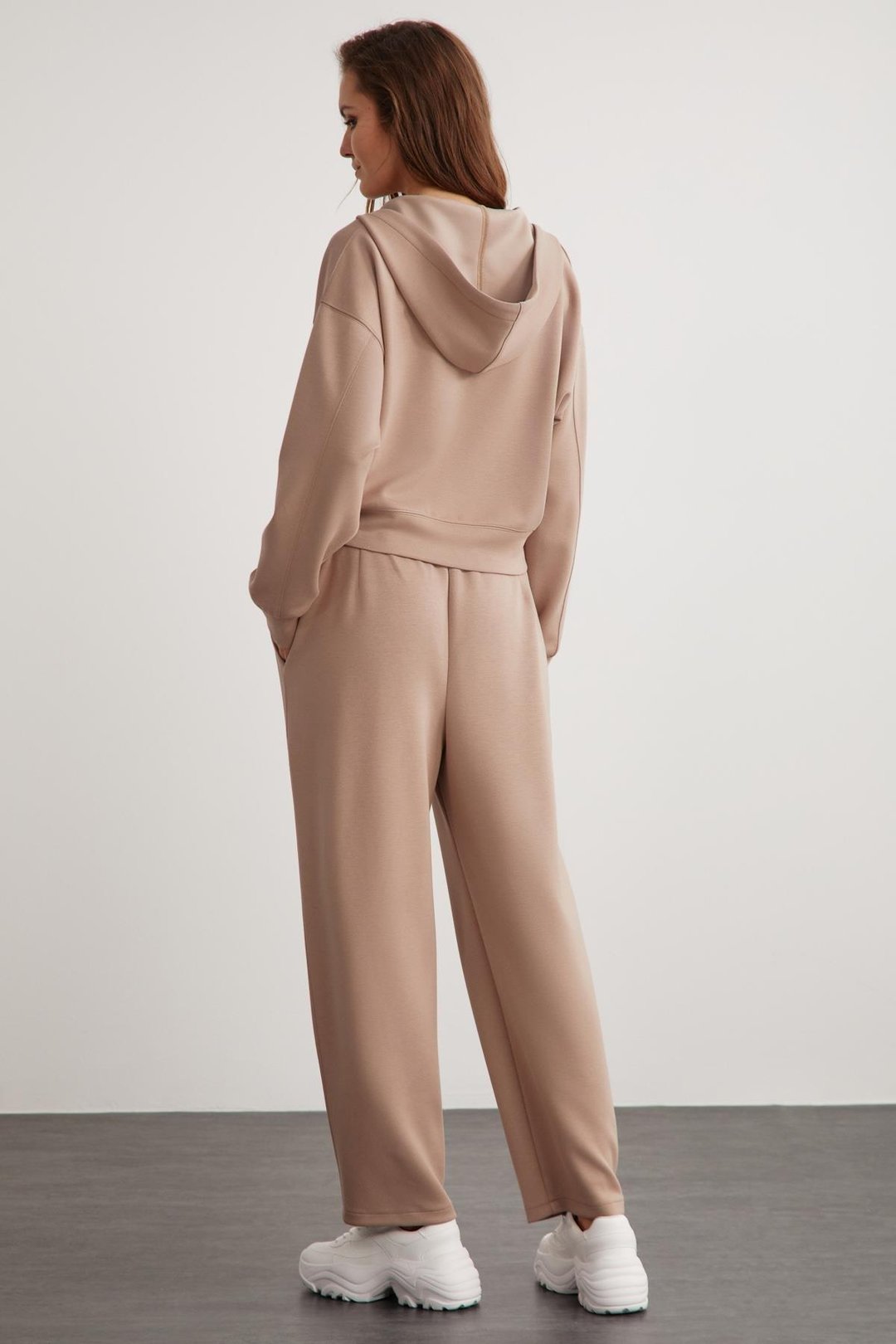 JILL Kadın Relaxed Fit Rahat Kalıp Kapüşonlu Fermuarlı Örme Crop Vizon Sweatshirt