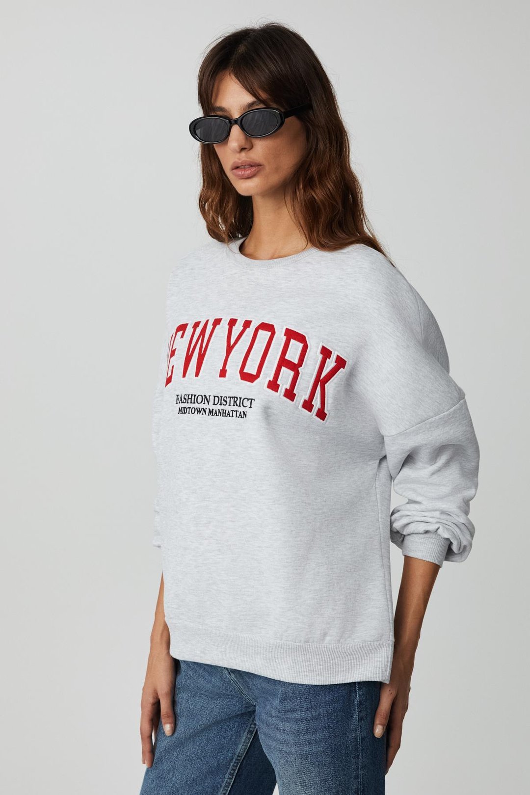 JORDIN Kadın Uzun Kollu Yuvarlak Yaka Önü Aplike Nakışlı Düşük Omuz Oversize Grimelanj Sweatshirt