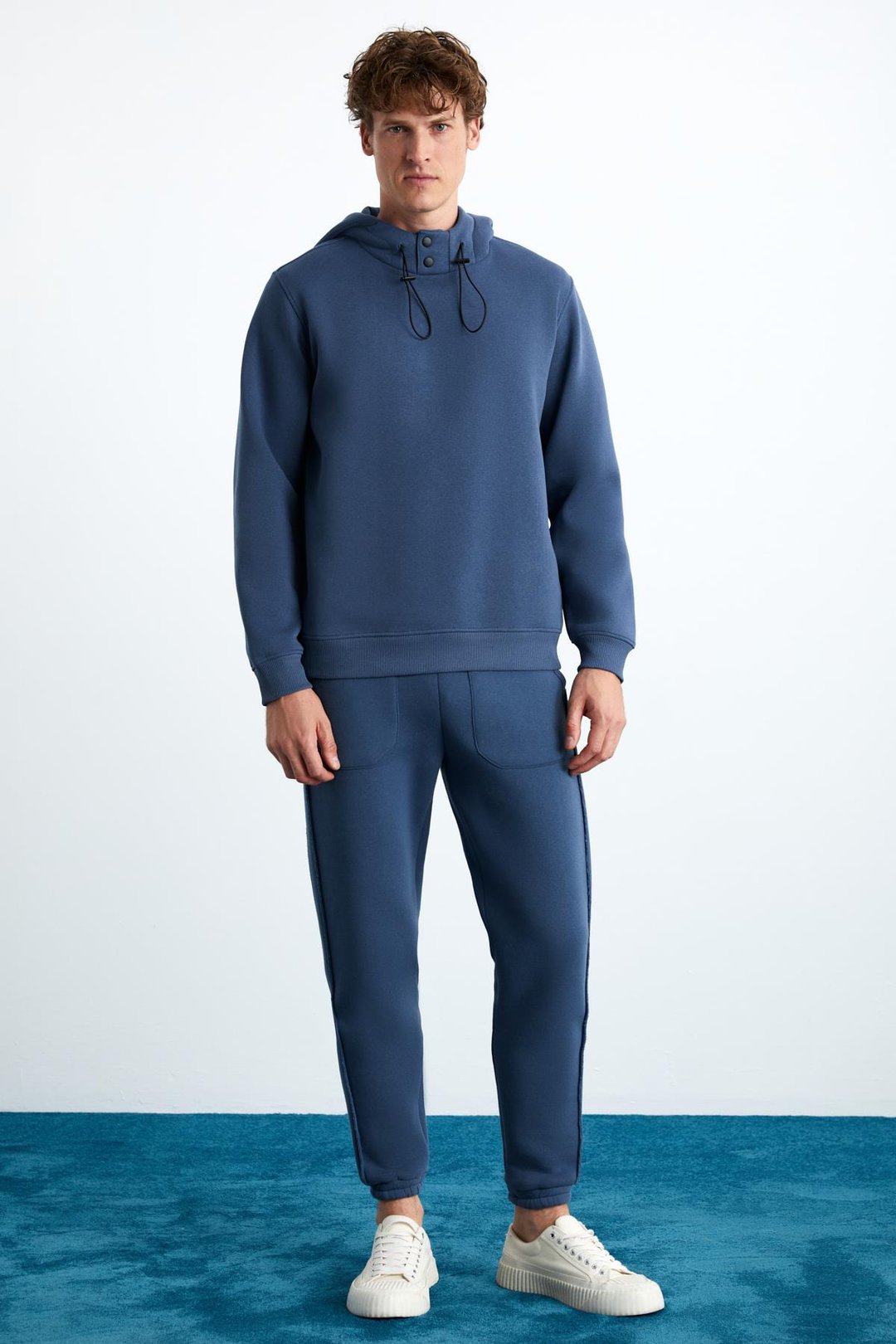 JORNA Erkek 3 İplik İçi Şardonlu Yumuşacık Çıt Çıt Yakalı Regular Kapüşonlu İndigo Sweatshirt