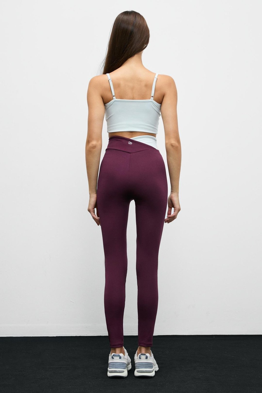 JULSEN Kadın Yumuşak Ve Esnek Dokulu Asimetrik Konstrat Bel Detaylı Bordo Tayt