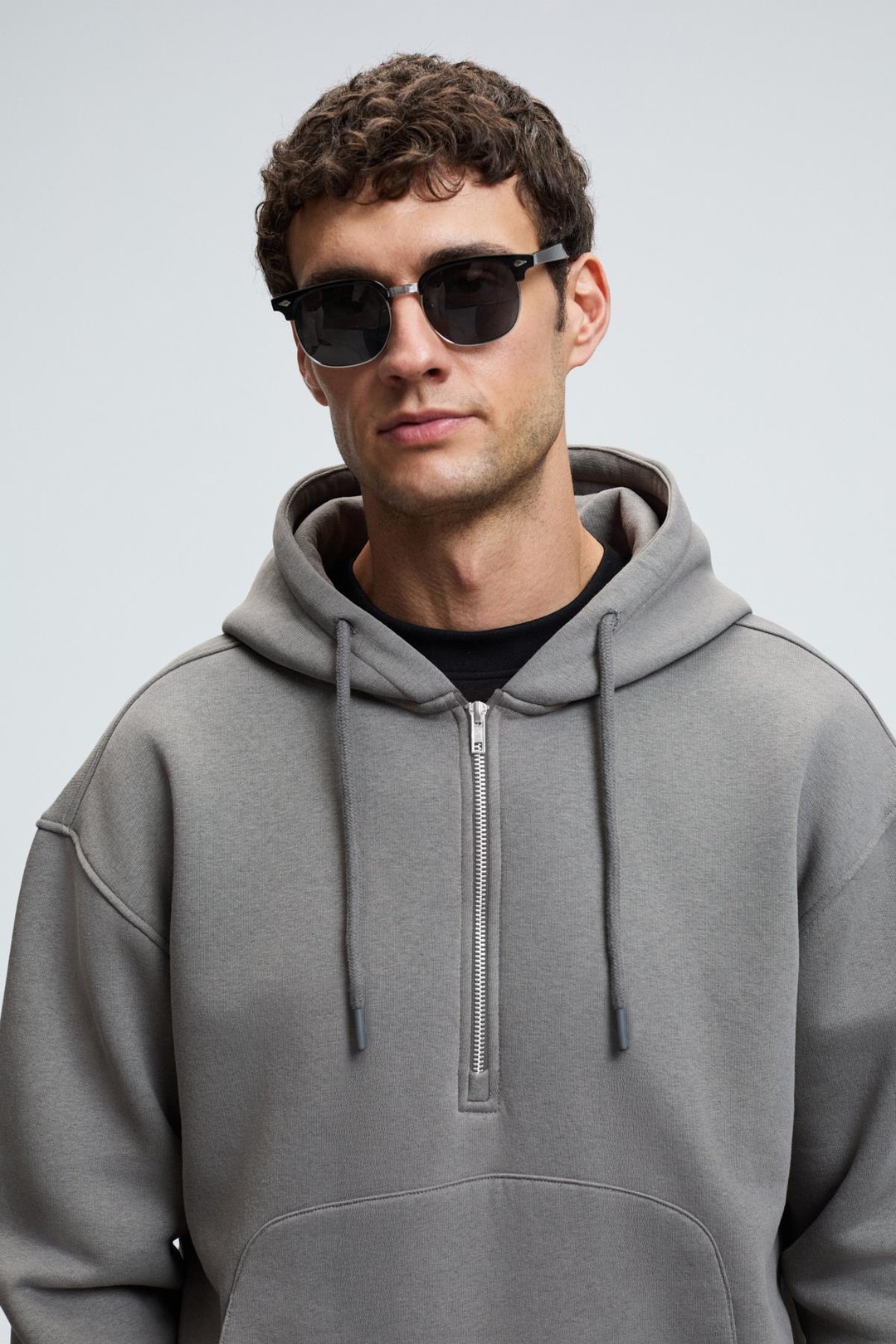 JUSTUS Erkek Kapüşonlu Kanguru Cepli Fermuar Yakalı Koyu Gri Sweatshirt