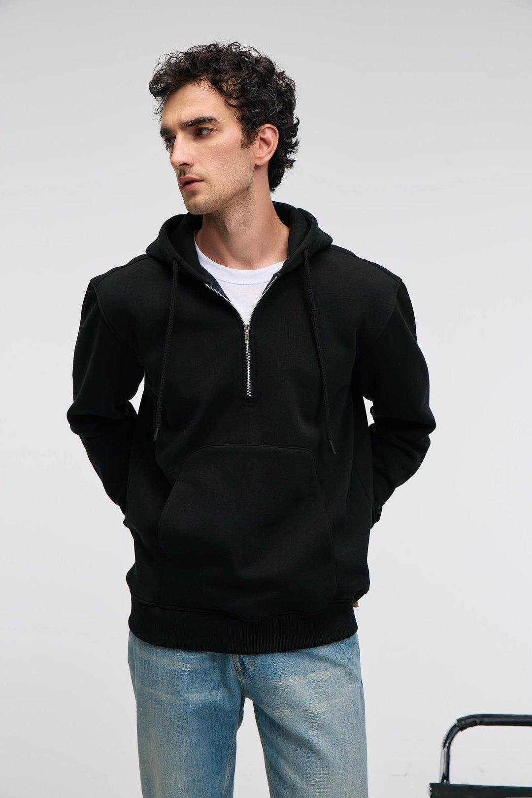 JUSTUS Erkek Kapüşonlu Kanguru Cepli Fermuar Yakalı Siyah Sweatshirt