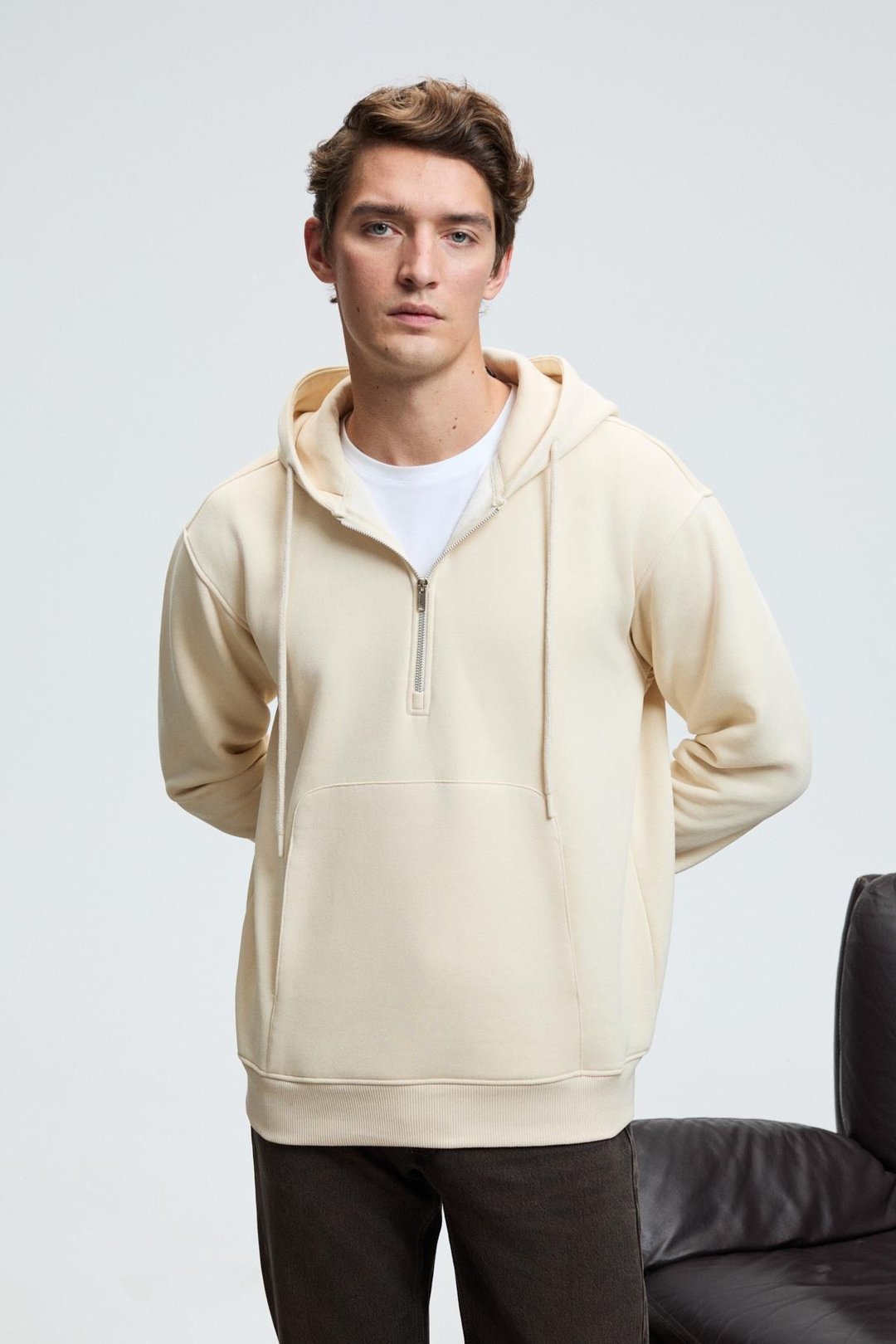 JUSTUS Erkek Kapüşonlu Kanguru Cepli Fermuar Yakalı Krem Sweatshirt