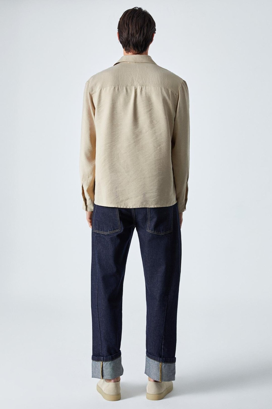 JUUSO Erkek Dökümlü Kumaş Gömlek Yaka Düğmeli Manşetli Cep Detaylı Uzun Kol Bej Gömlek