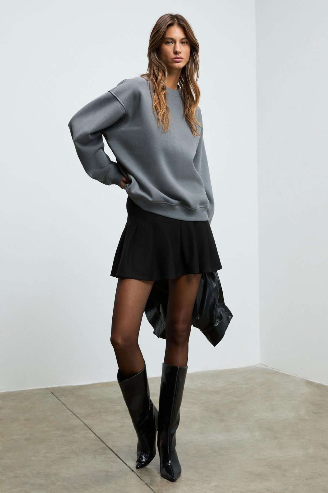 KARIUS Kadın Organik Pamuklu İçi Polarlı Oversize Yuvarlak Yakalı Gri Sweatshirt