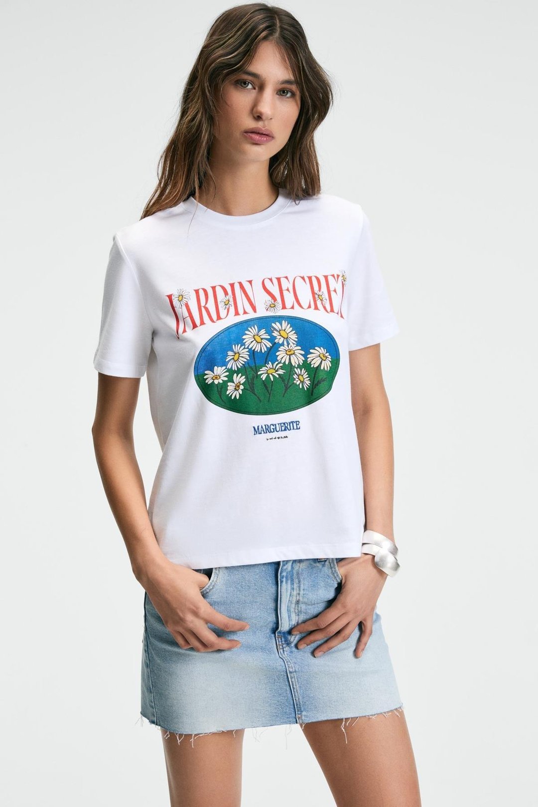 KARIVA Kadın Bisiklet Yaka Kısa Kollu Ön Baskı Detaylı Regular Fit Beyaz T-Shirt